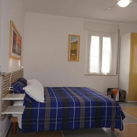 Lägenhet Casa Flora